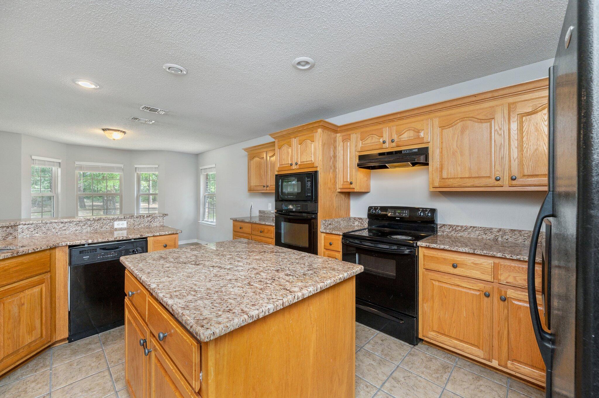 HIDDEN SPRINGS - Residential Lease