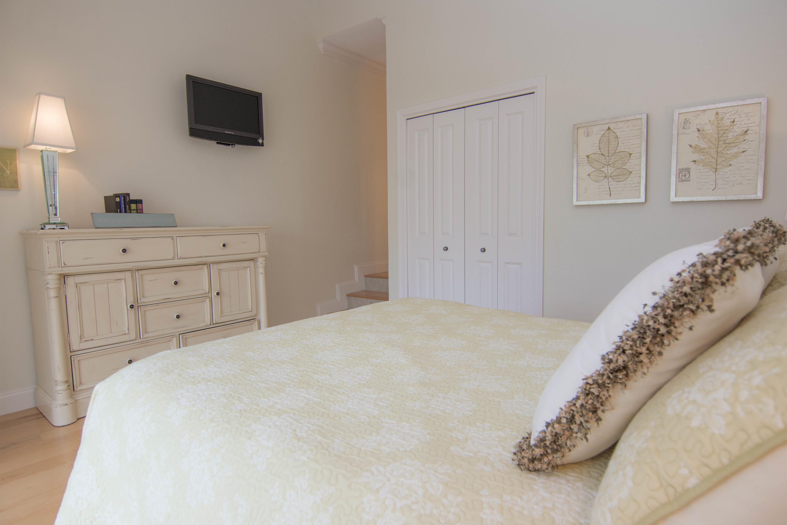 BAYOU VILLAGE CONDO PH 2 - Residential