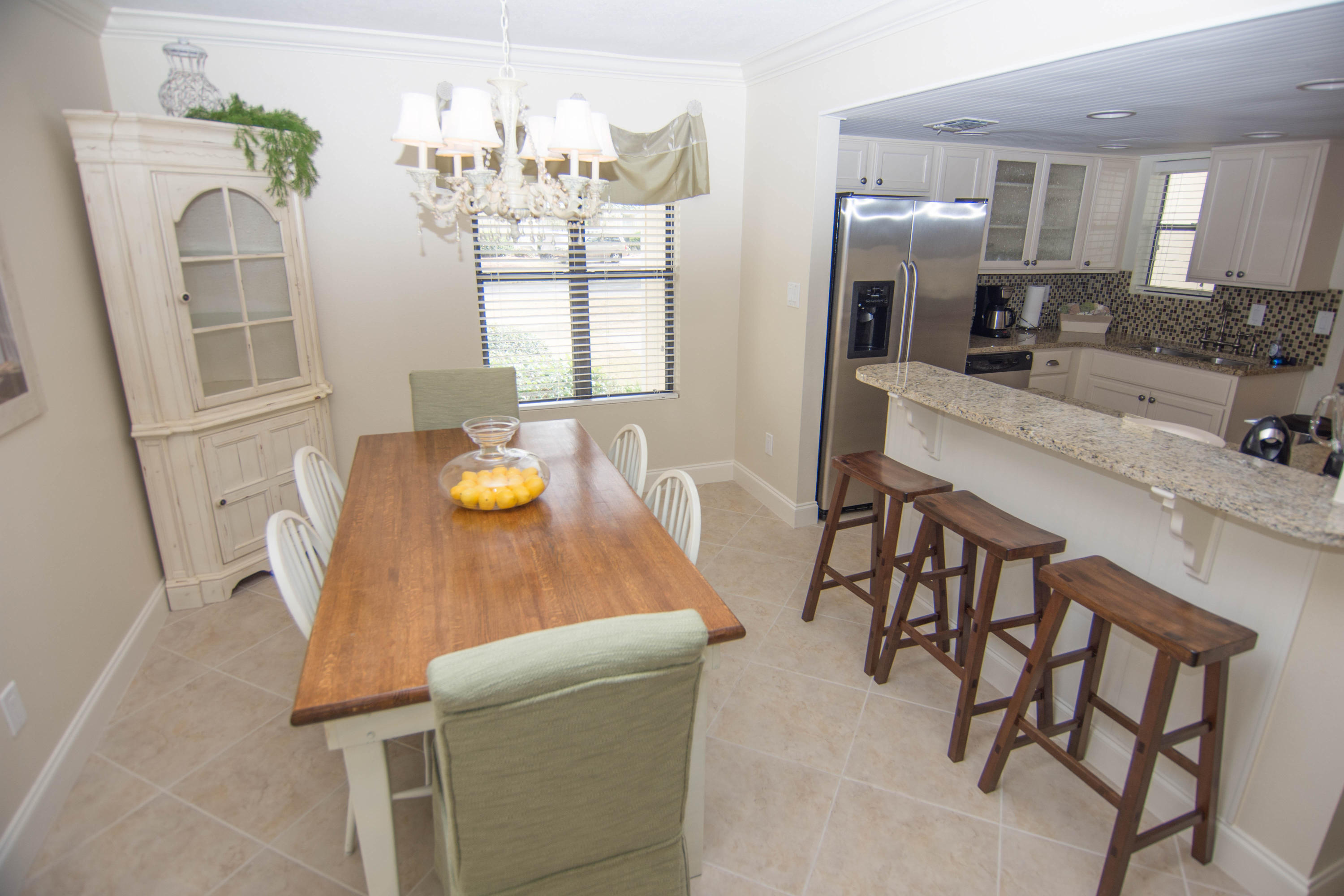 BAYOU VILLAGE CONDO PH 2 - Residential