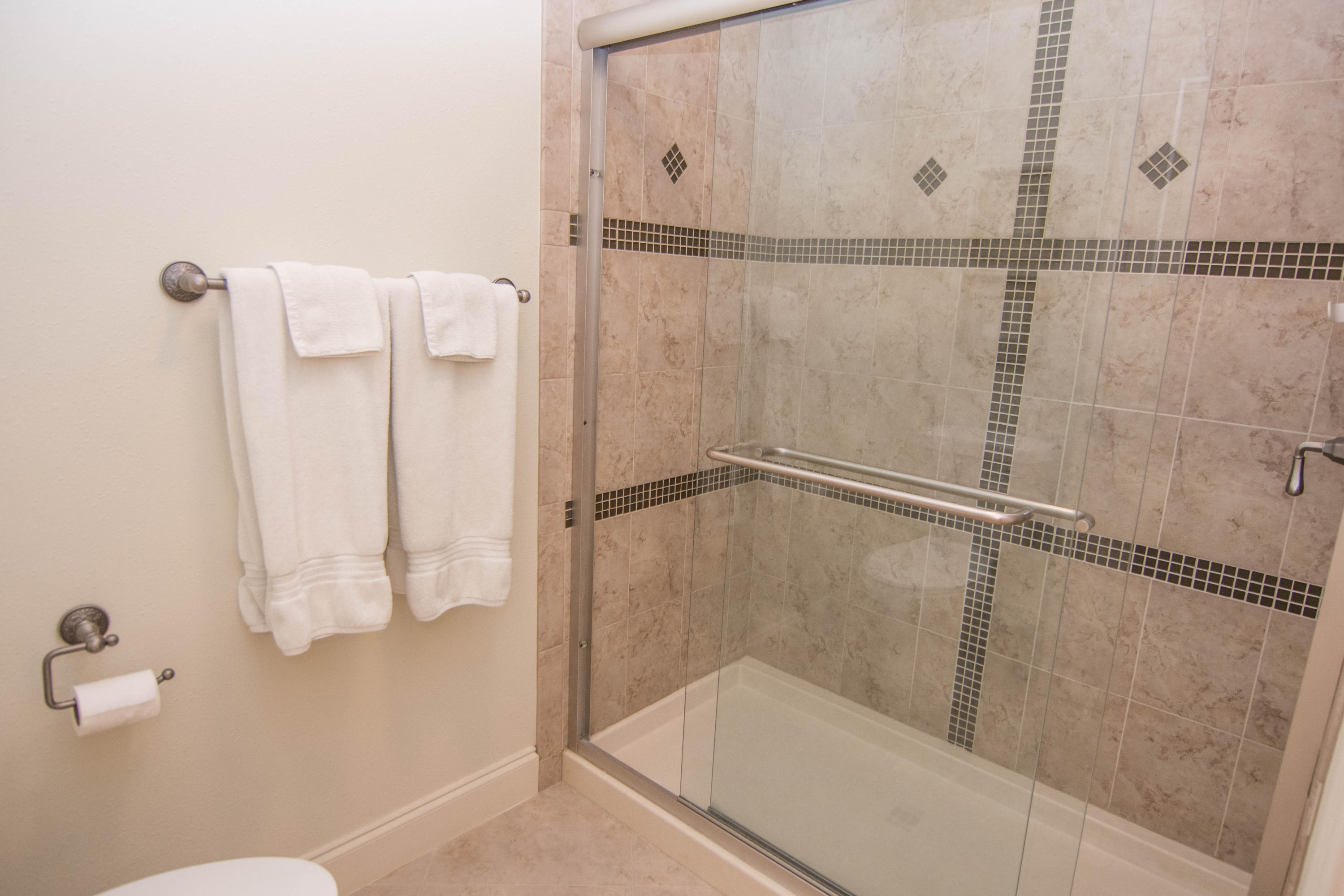 BAYOU VILLAGE CONDO PH 2 - Residential