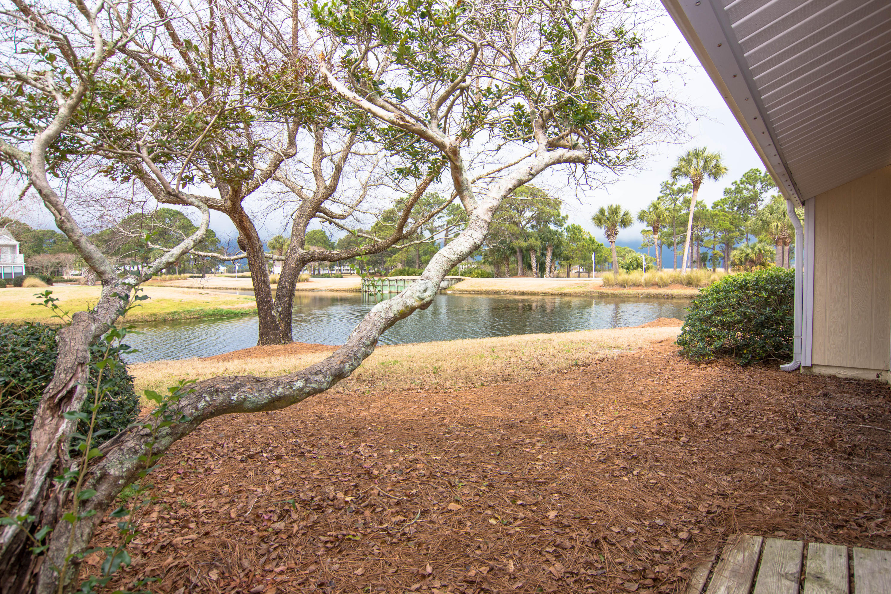 BAYOU VILLAGE CONDO PH 2 - Residential