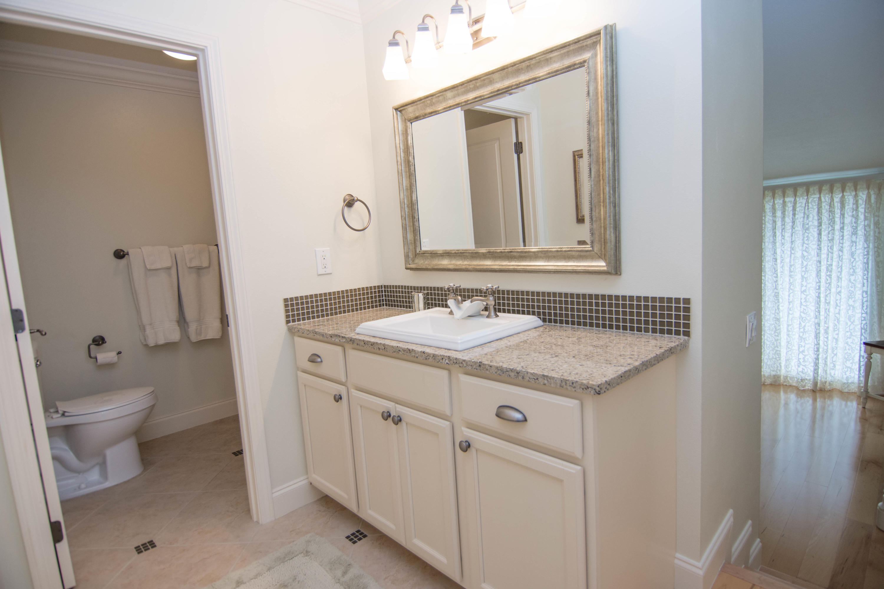 BAYOU VILLAGE CONDO PH 2 - Residential