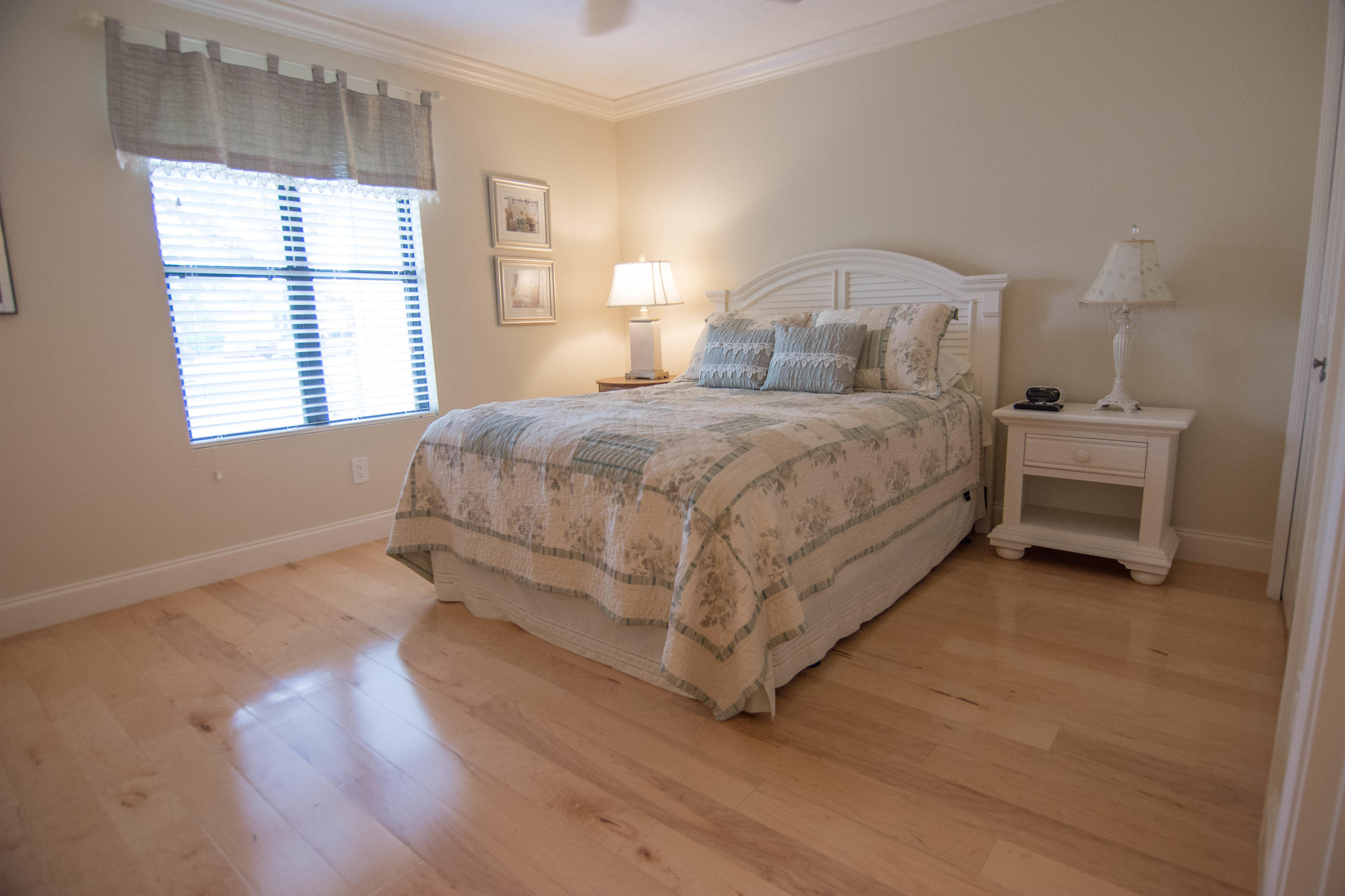 BAYOU VILLAGE CONDO PH 2 - Residential