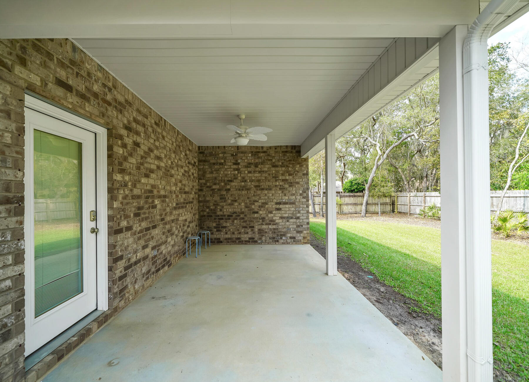 NO RECORDED SUBDIVISION - Residential Lease