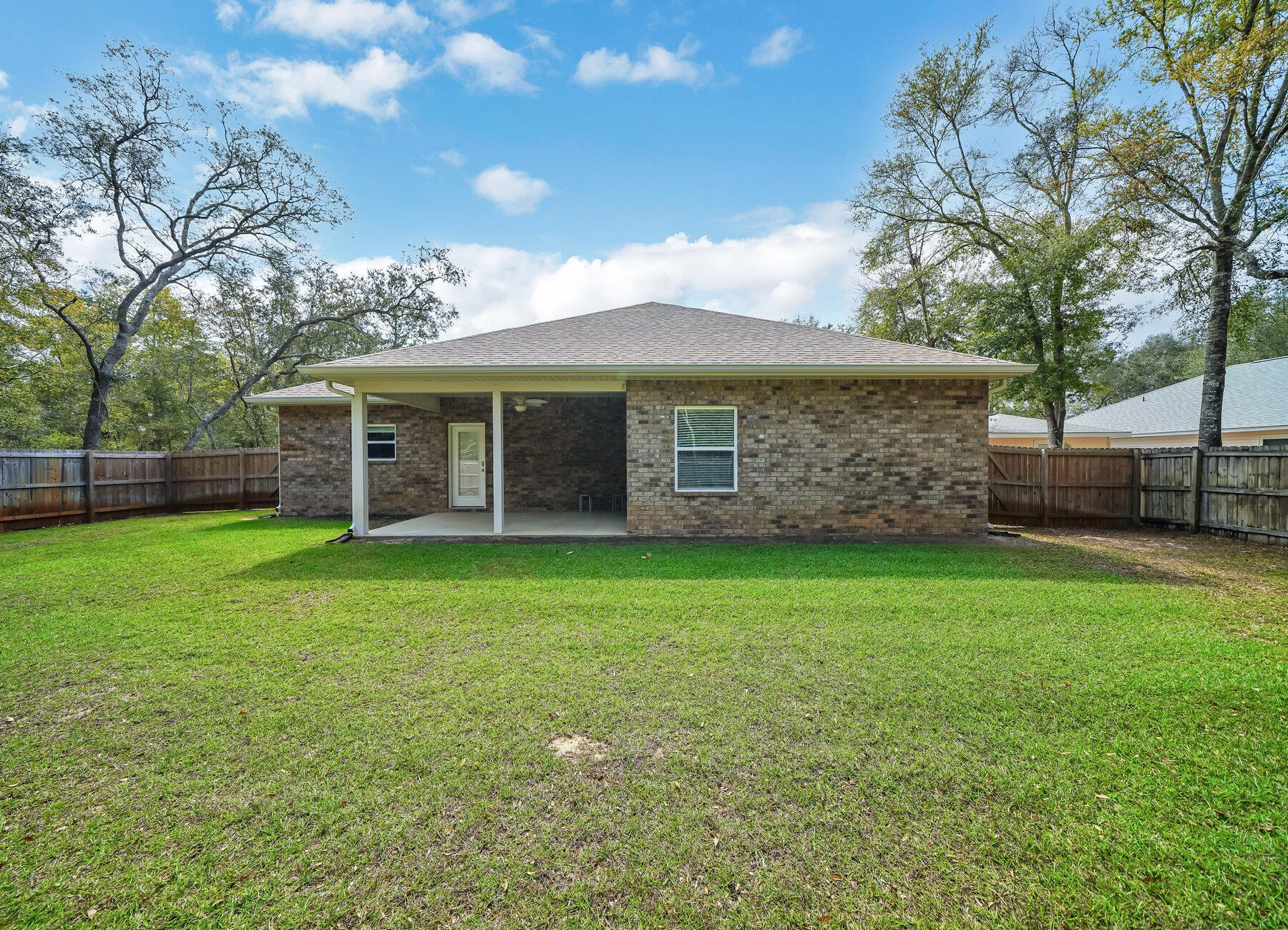 NO RECORDED SUBDIVISION - Residential Lease