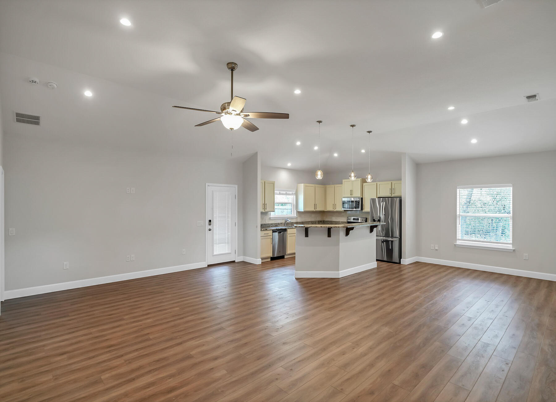 NO RECORDED SUBDIVISION - Residential Lease