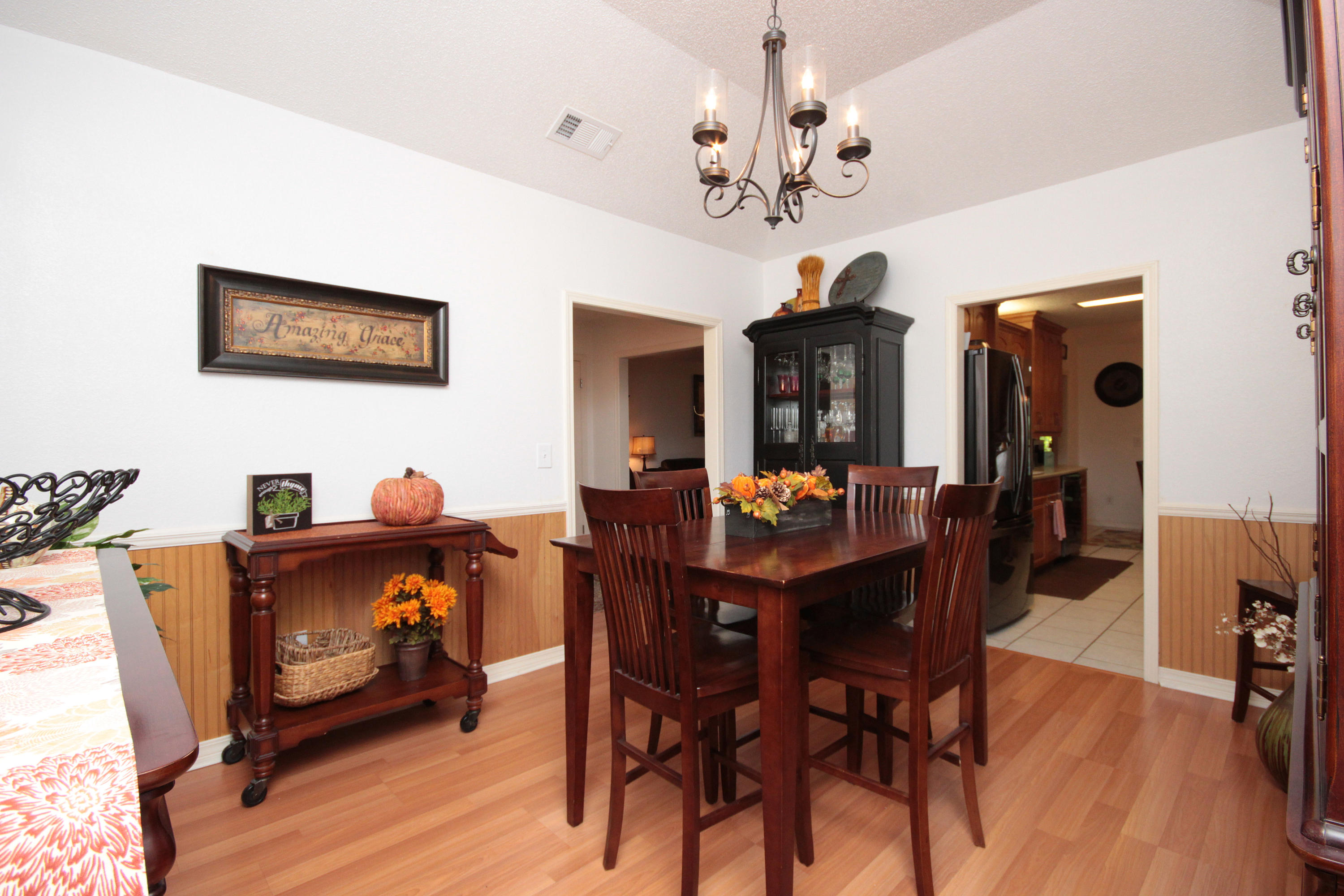 WOODLAND SHORES - Residential