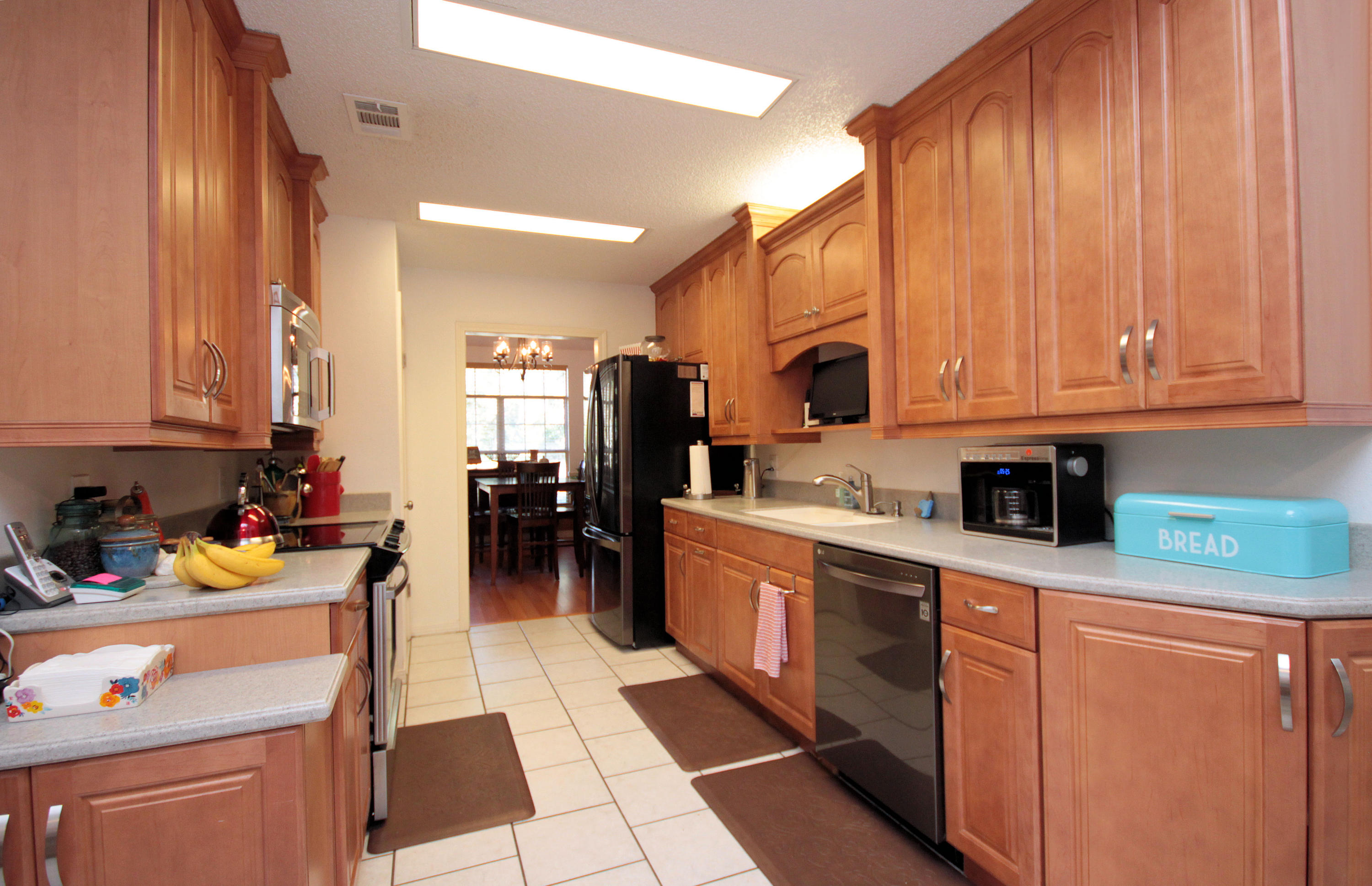 WOODLAND SHORES - Residential