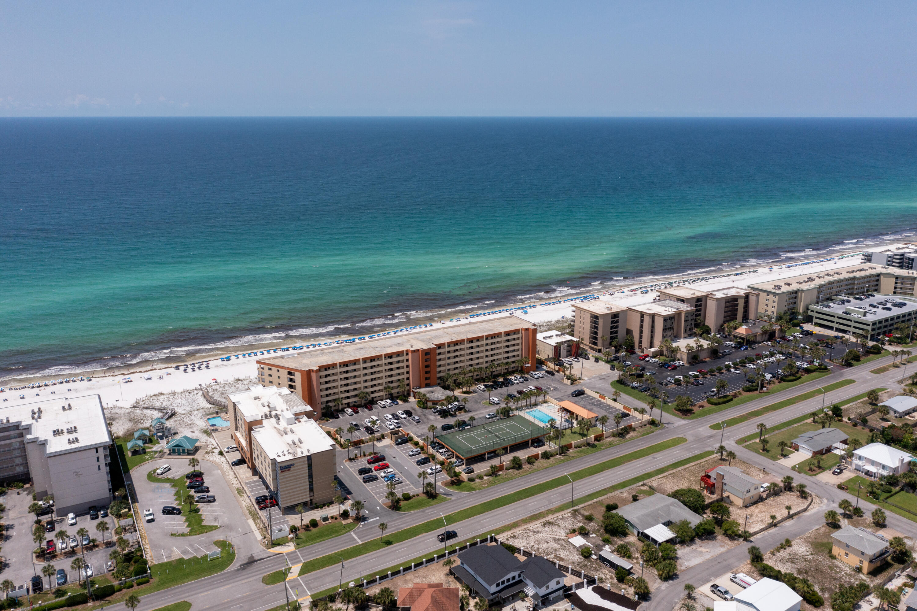 Surf Dweller Condomiums - Residential