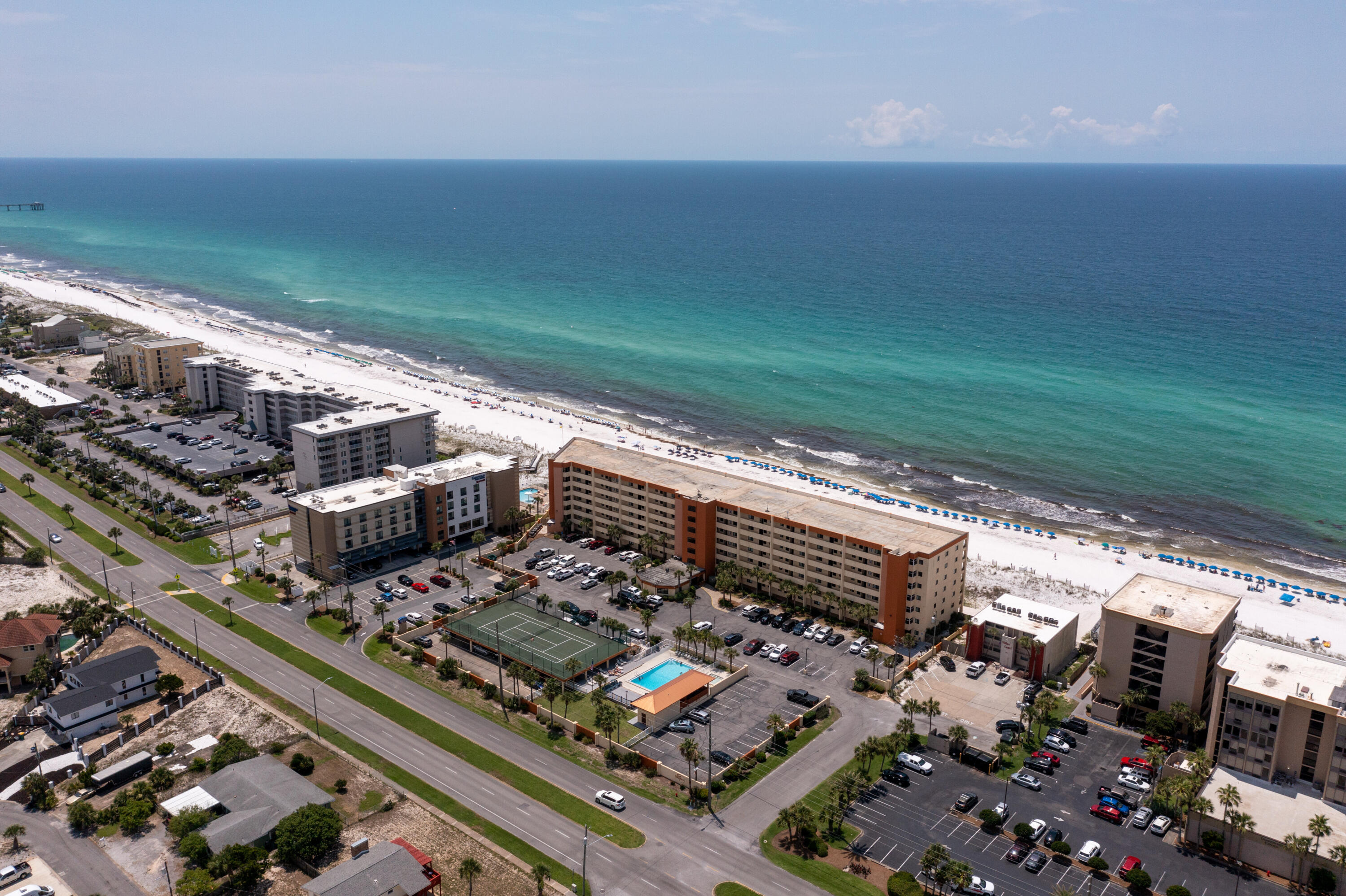 Surf Dweller Condomiums - Residential