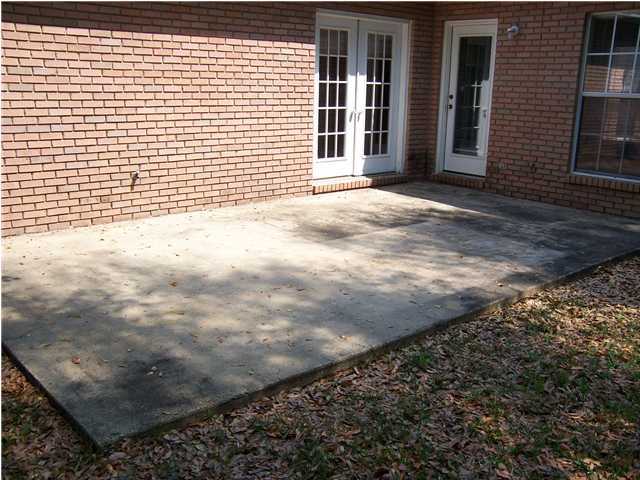 PARKWOOD COURT AT BLUEWATER BAY - Residential Lease