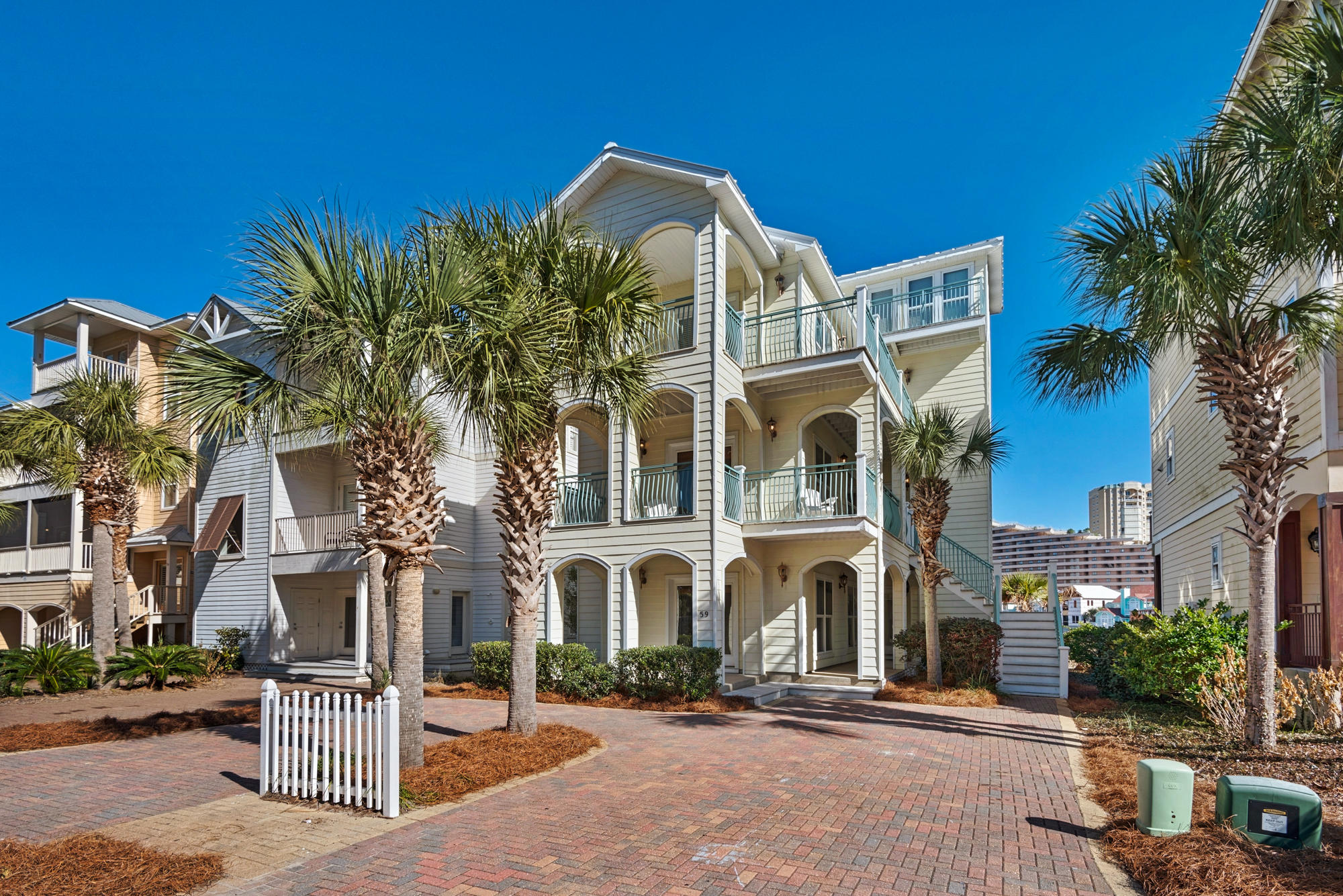 Crescent Beach Cottages - Residential