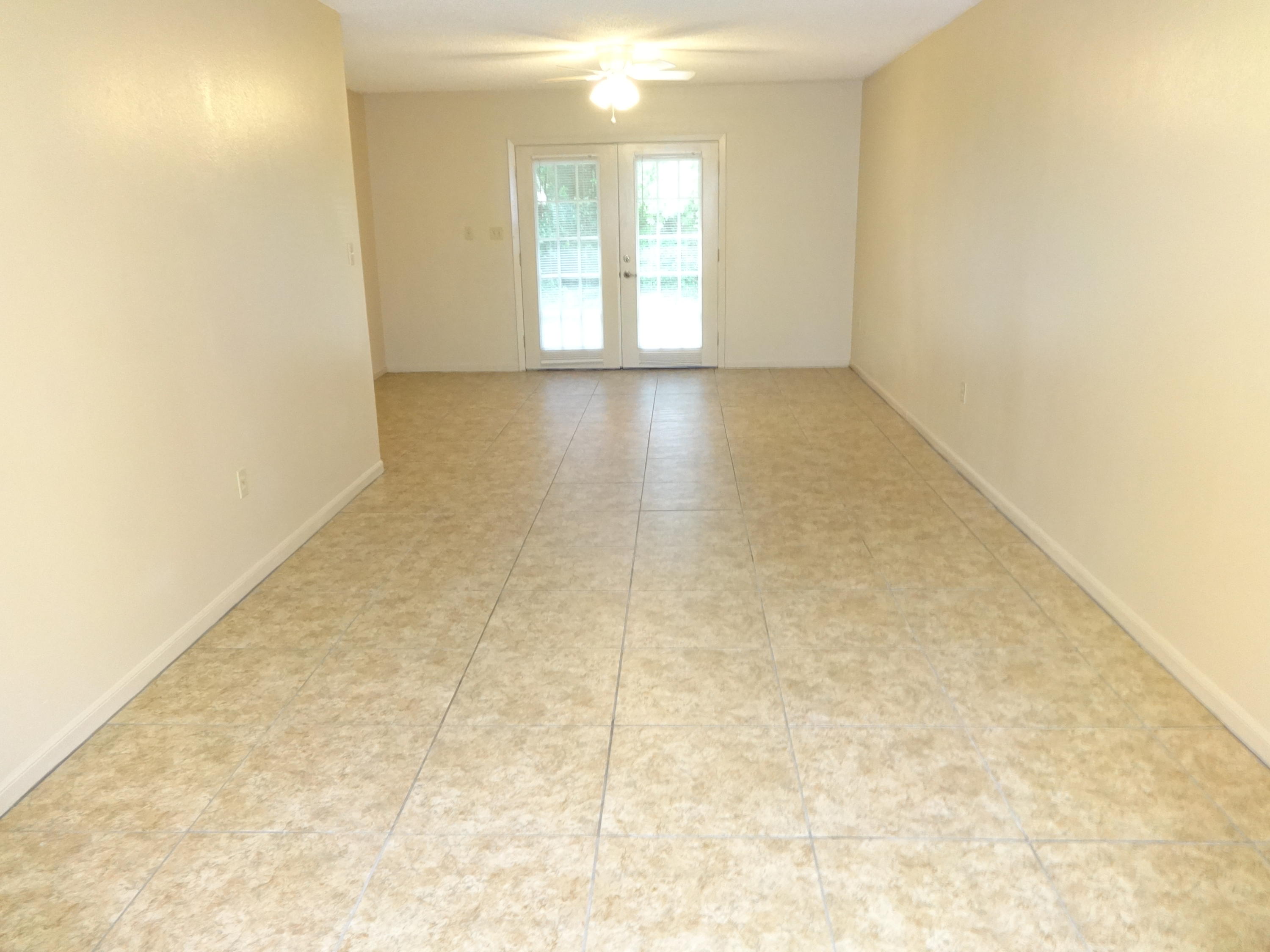 OAKDALE MINI FARMS - Residential Lease
