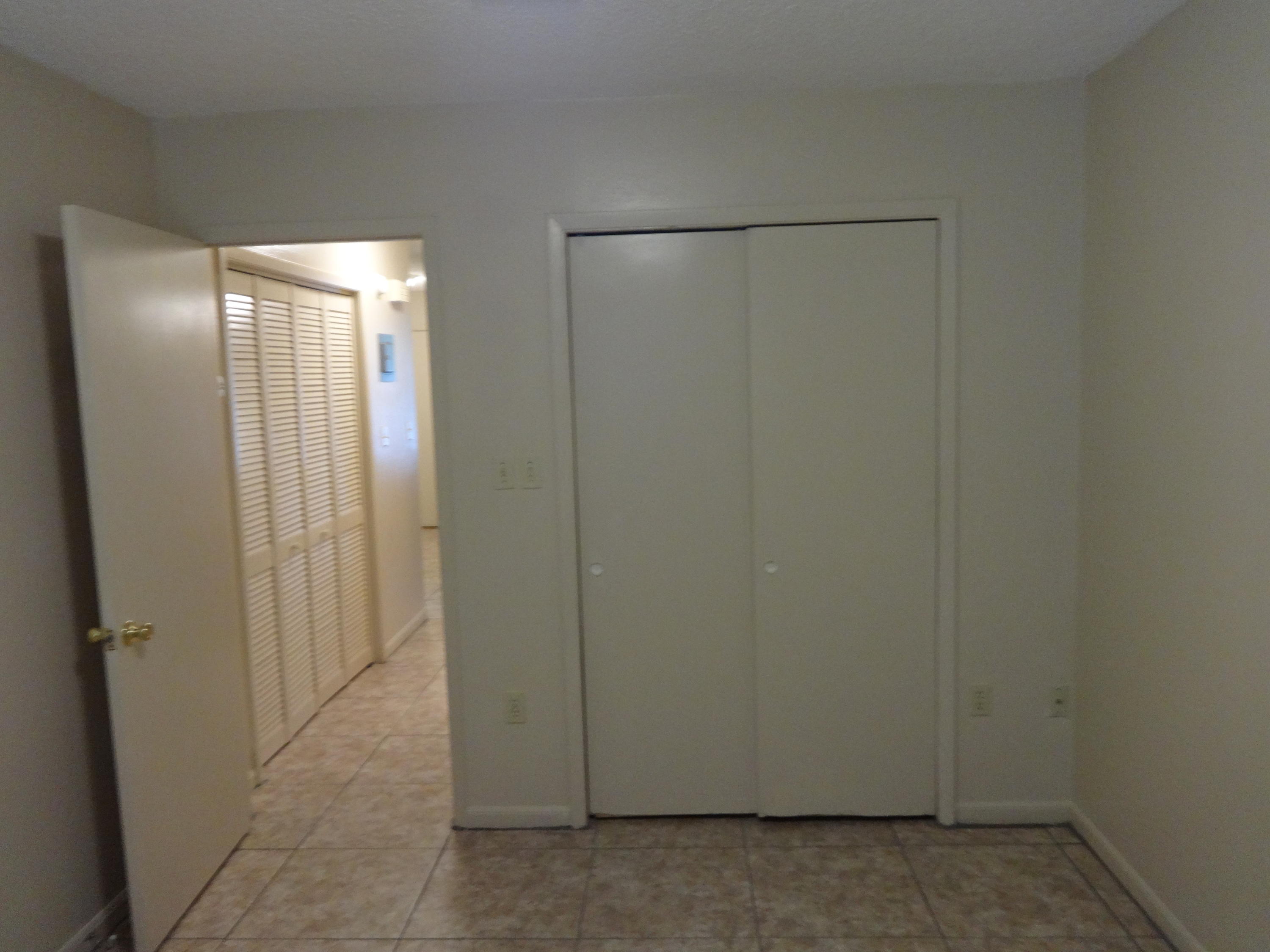 OAKDALE MINI FARMS - Residential Lease