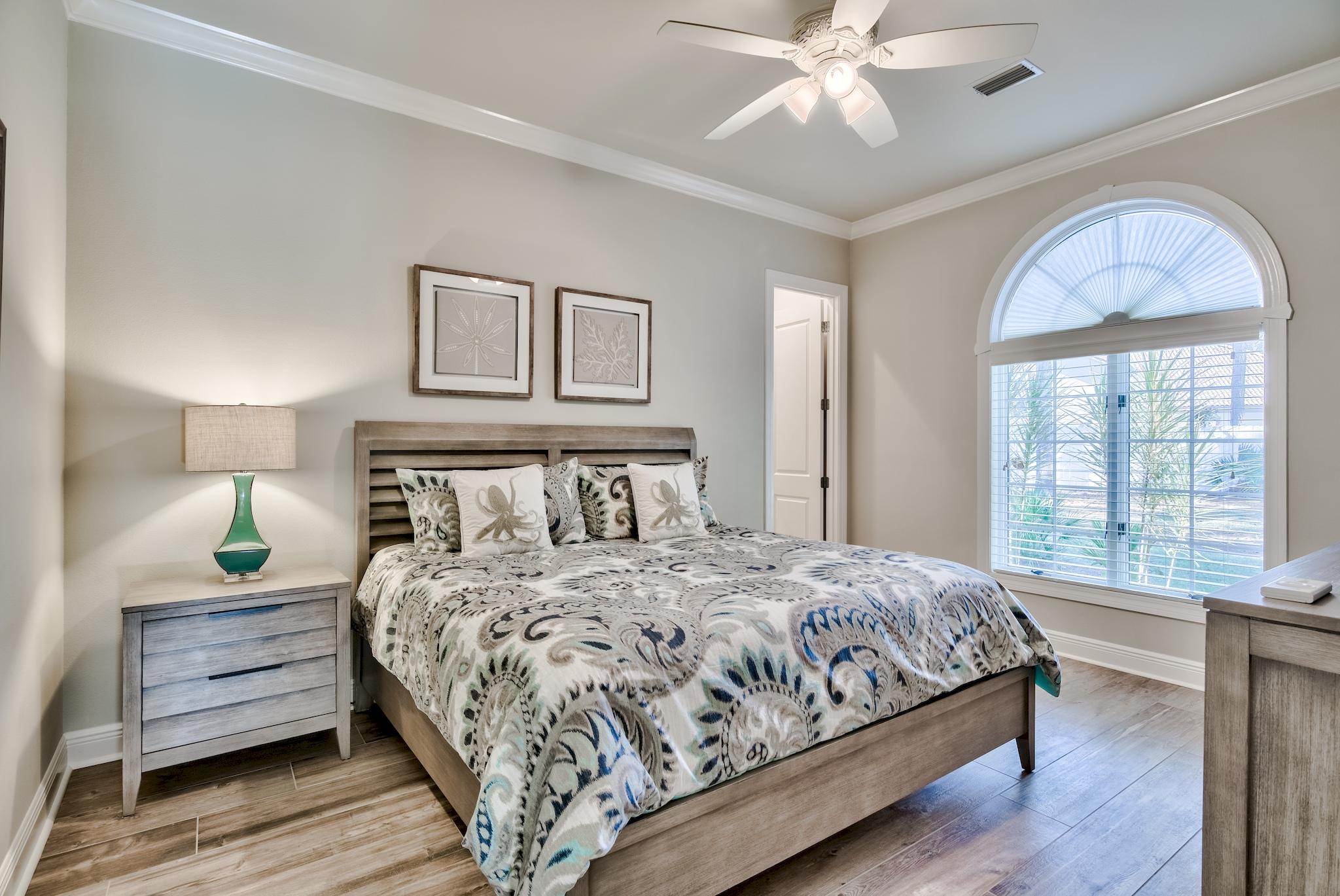 BAYTOWNE AVE EAST - Residential