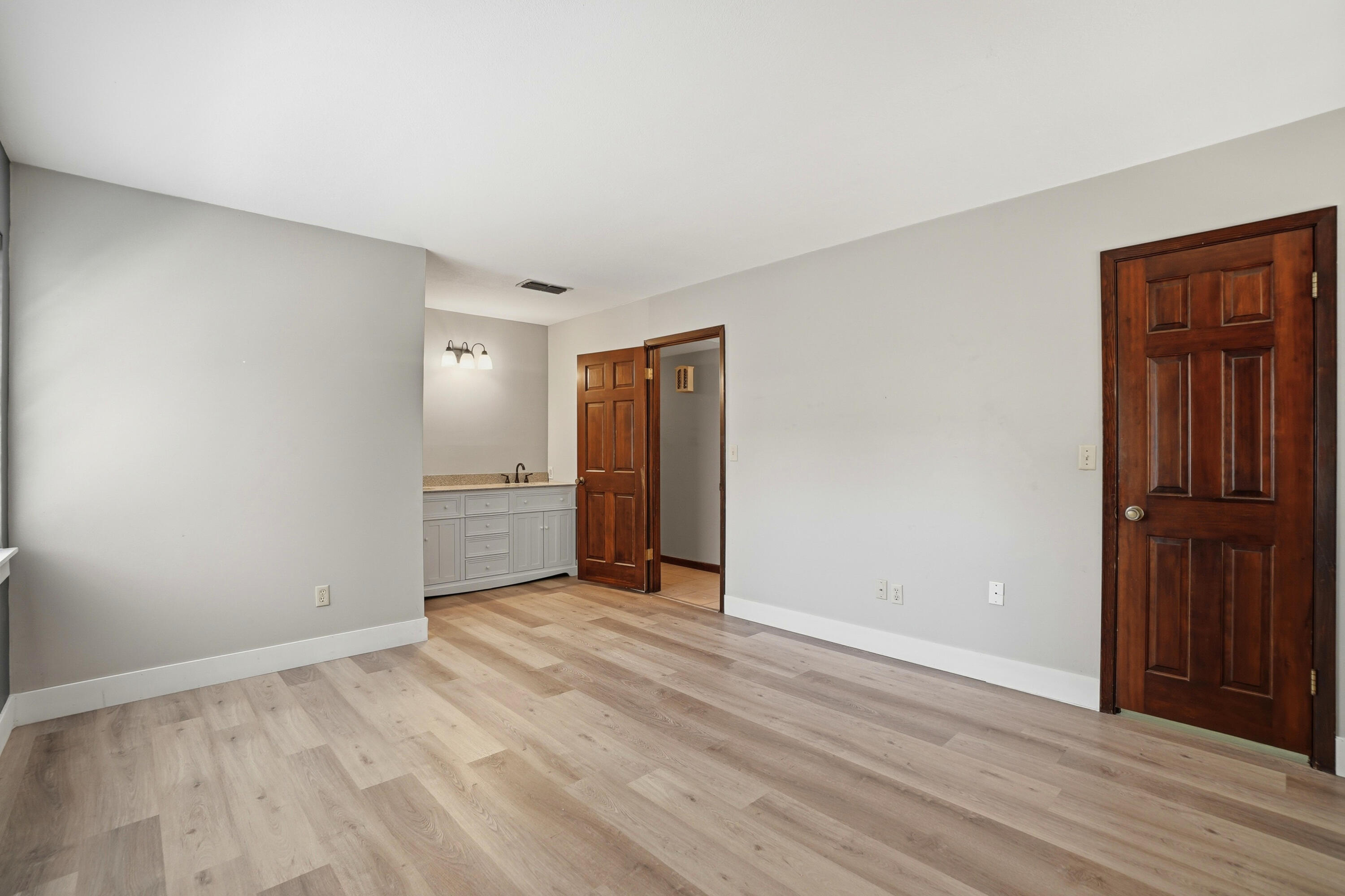 ROCKY BAYOU COUNTRY CLUB ESTATES 1 - Residential