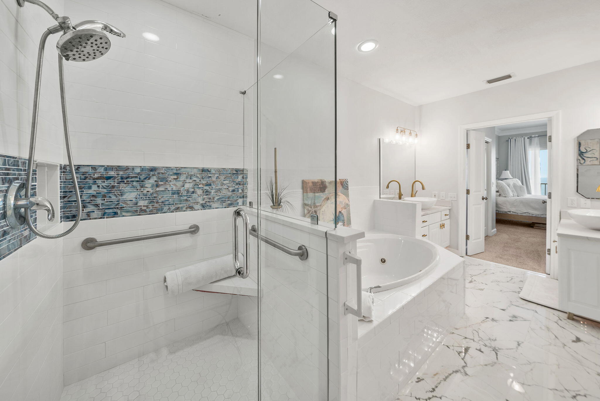 Grande Surf Club Condo - Residential