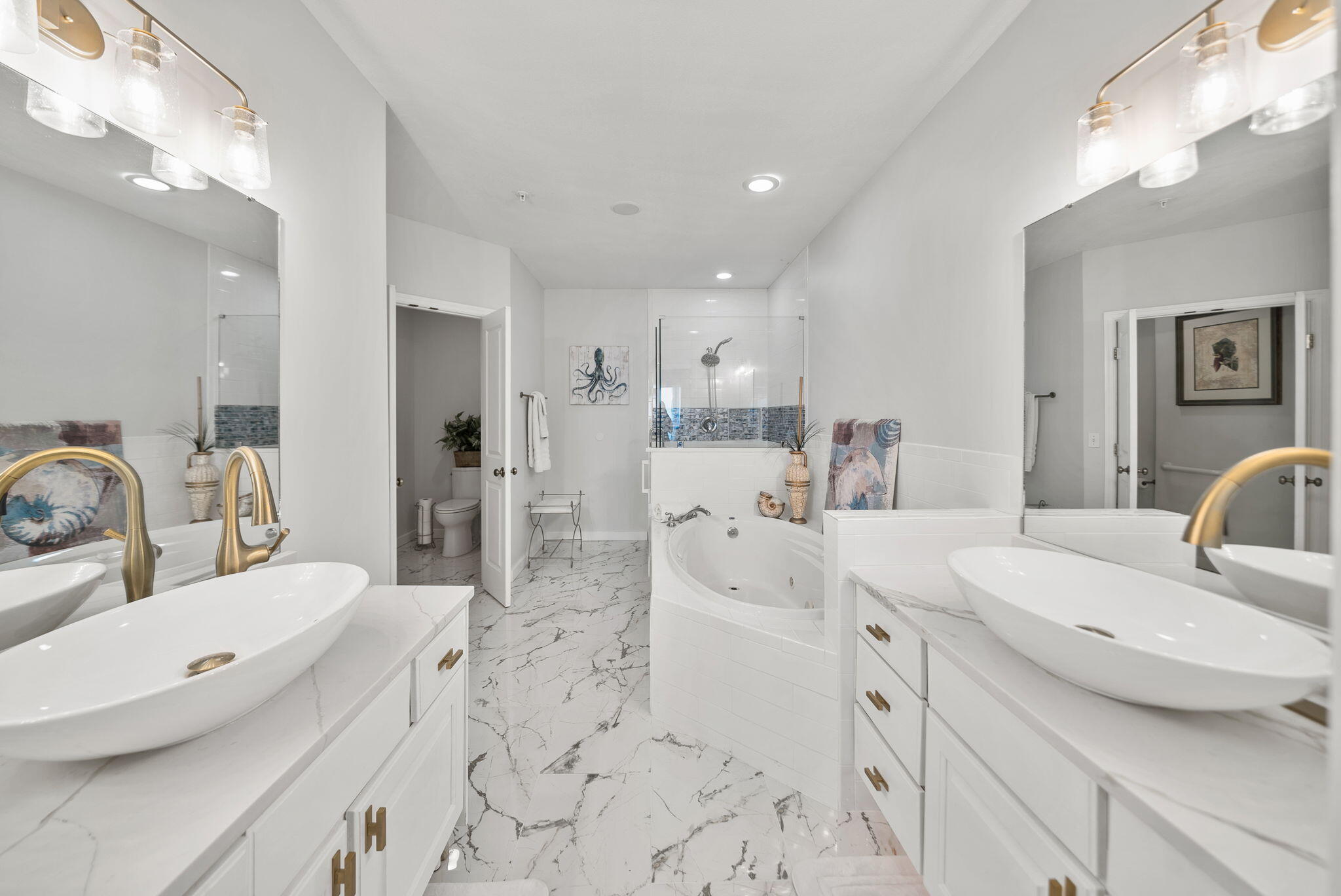 Grande Surf Club Condo - Residential