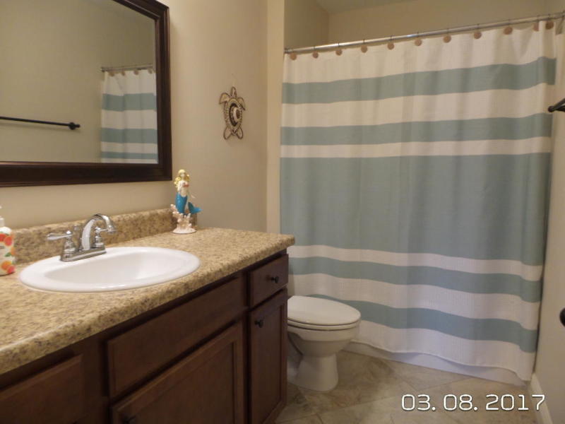 TRAILWOOD ESTATES - Residential Lease