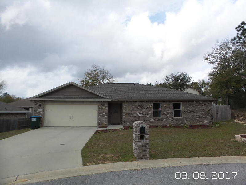 TRAILWOOD ESTATES - Residential Lease