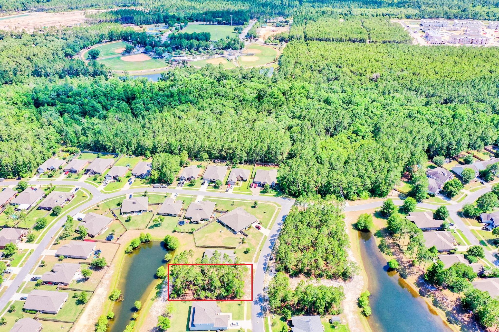 HAMMOCK BAY - Land