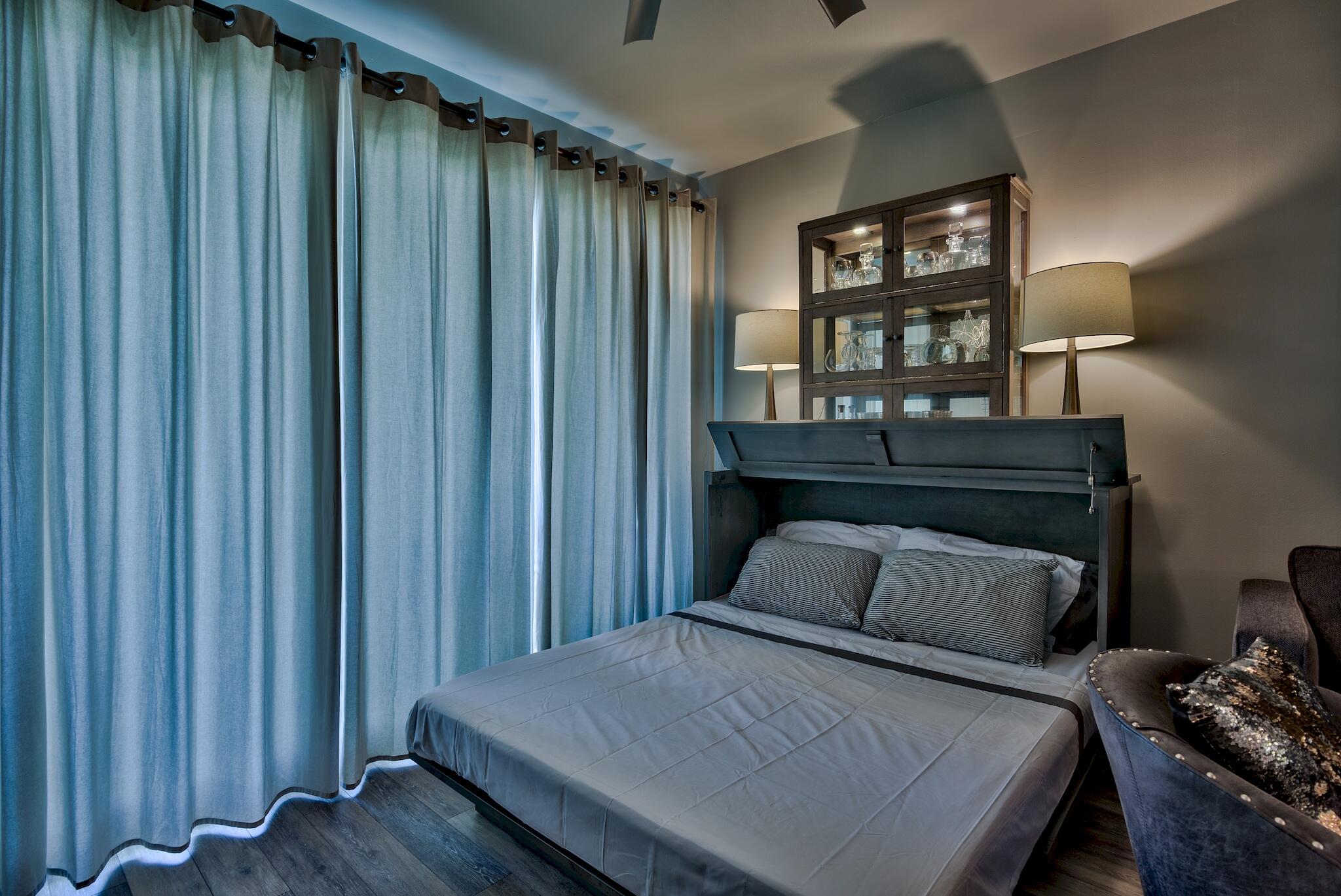 LEEWARD KEY - Residential