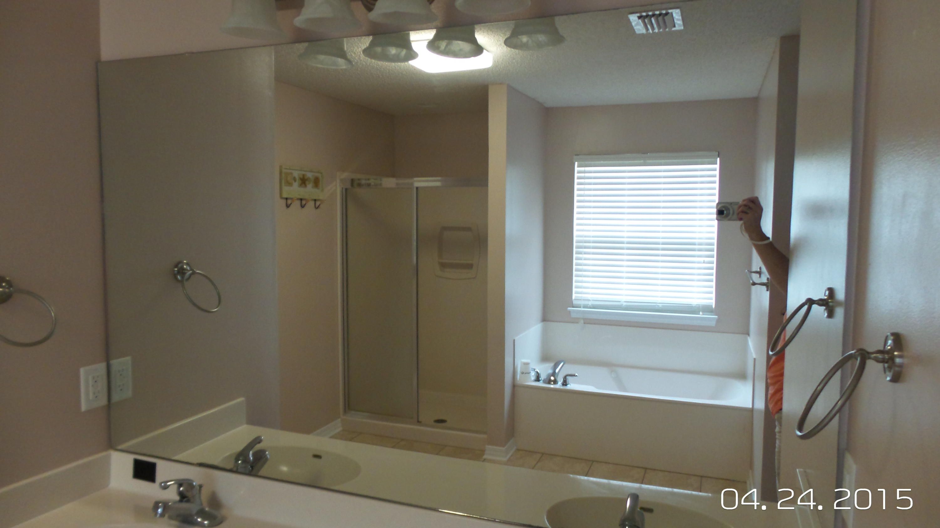 HIDDEN SPRINGS - Residential Lease