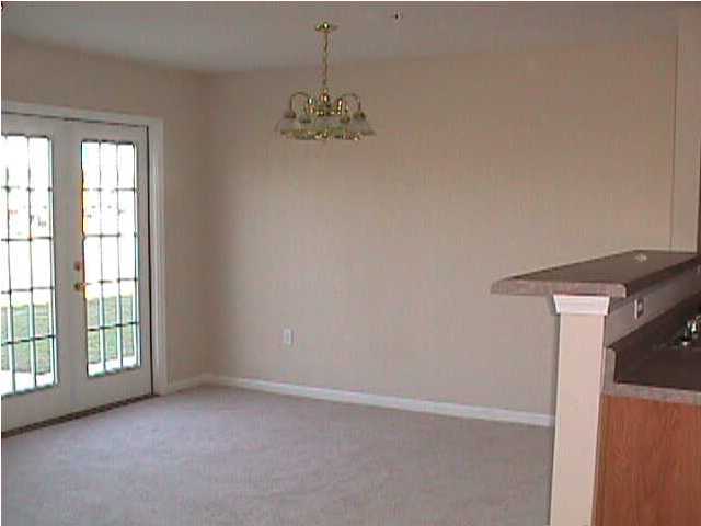 ROLLING PINES - Residential Lease