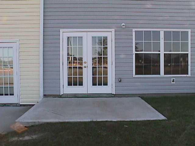 ROLLING PINES - Residential Lease