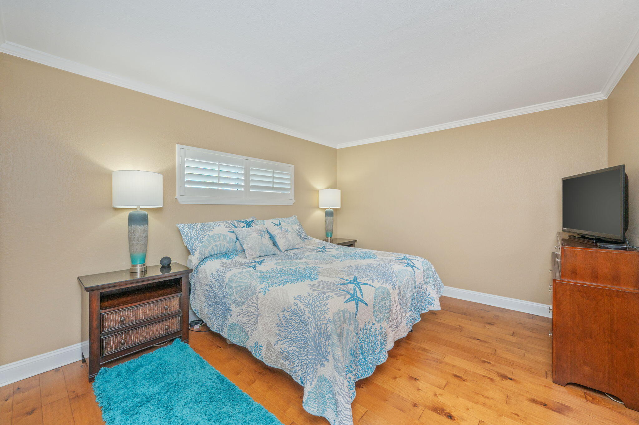 LEISURE 1 CONDO - Residential