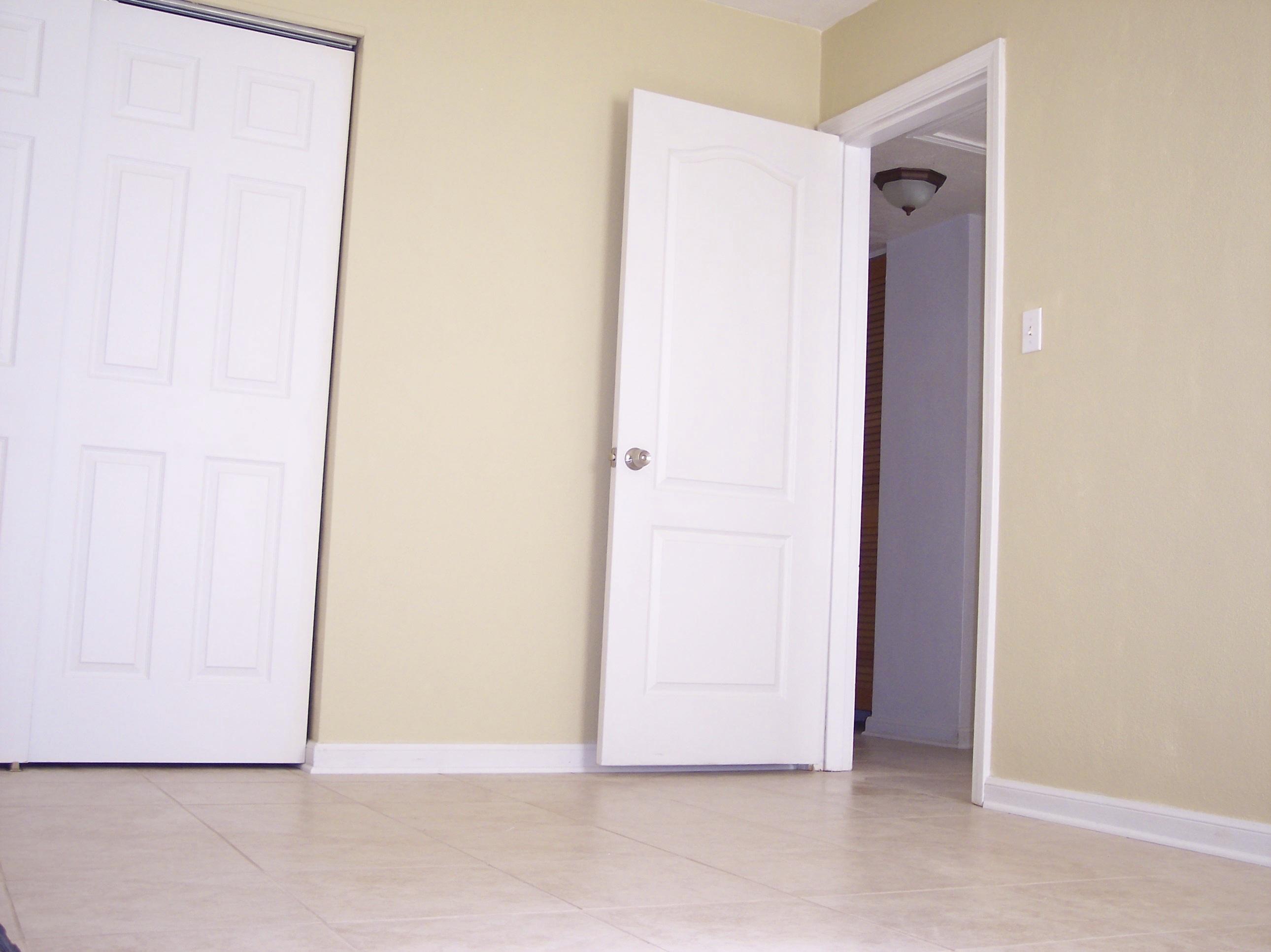 SEABREEZE 3RD ADDN - Residential Lease