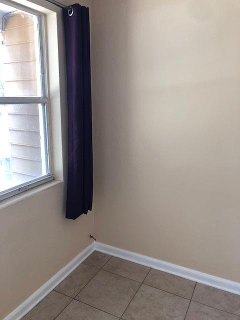 SEABREEZE 3RD ADDN - Residential Lease