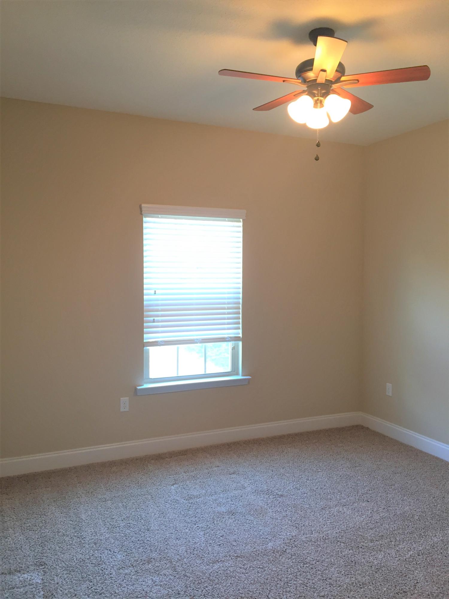 DUGGAN POND ESTATES - Residential Lease