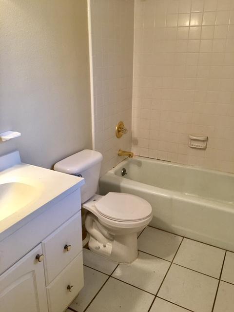 MIRAMAR ESTATES 2ND ADDN - Residential Lease