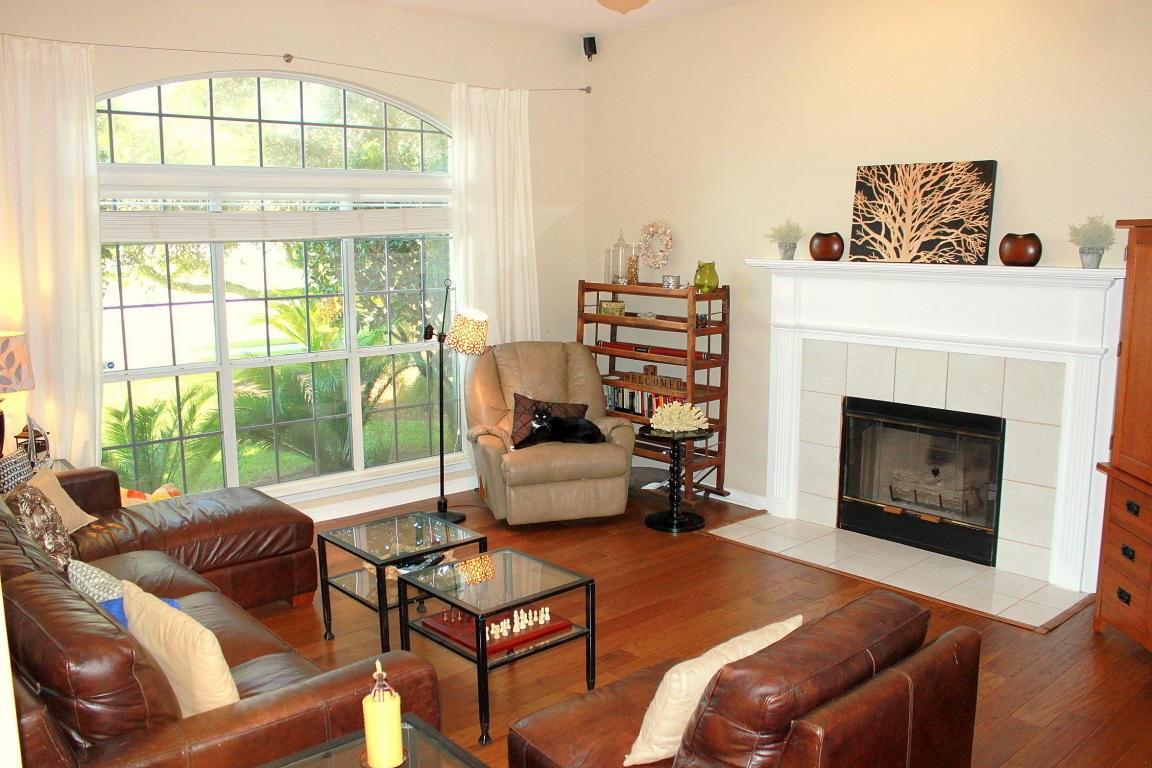 RIDGE WOOD MANOR - Residential Lease