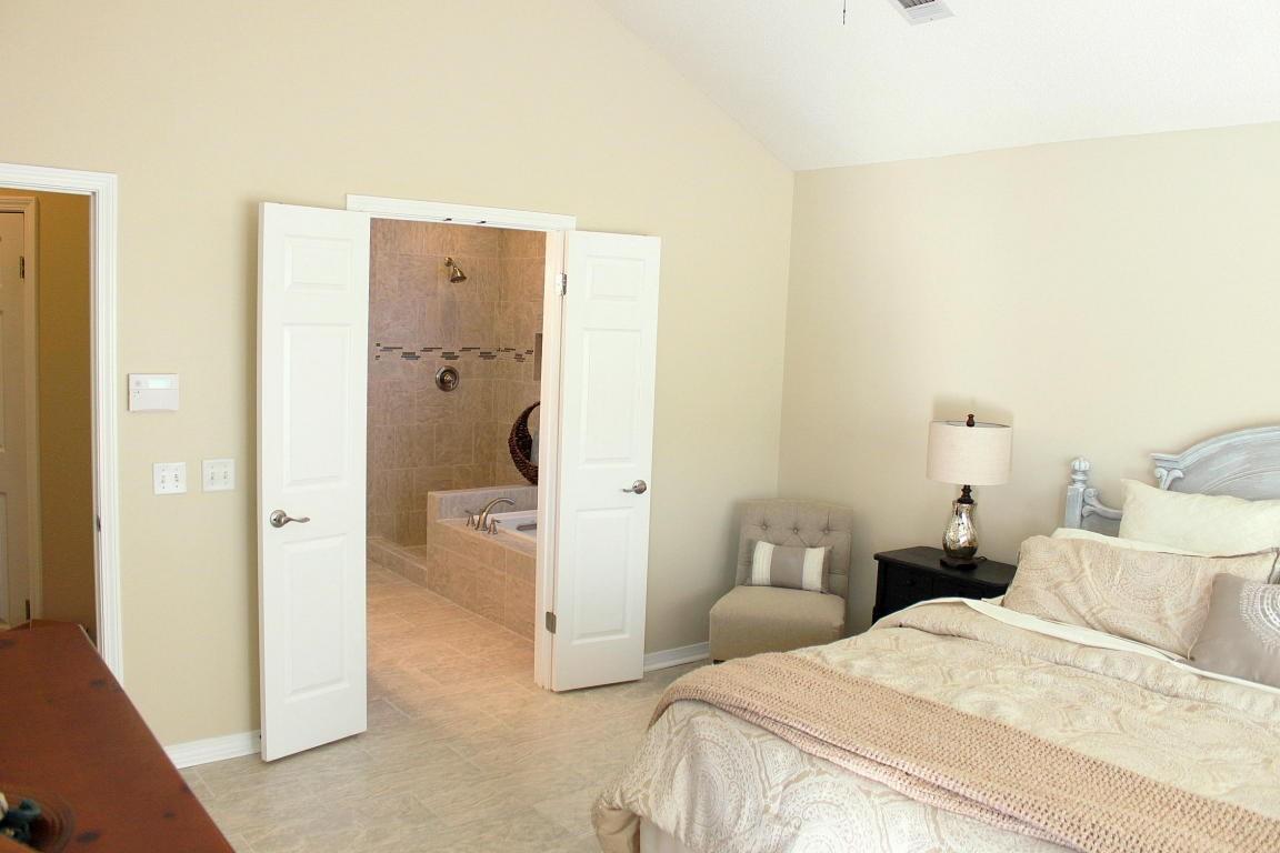 RIDGE WOOD MANOR - Residential Lease