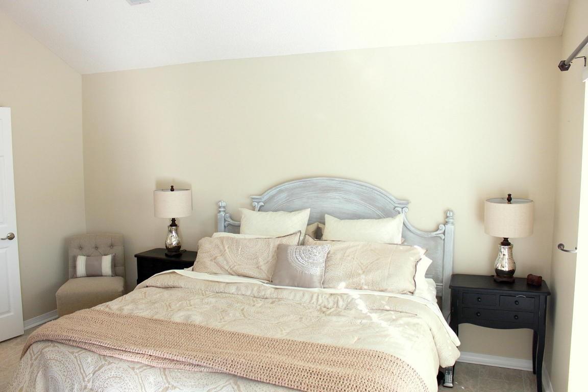 RIDGE WOOD MANOR - Residential Lease