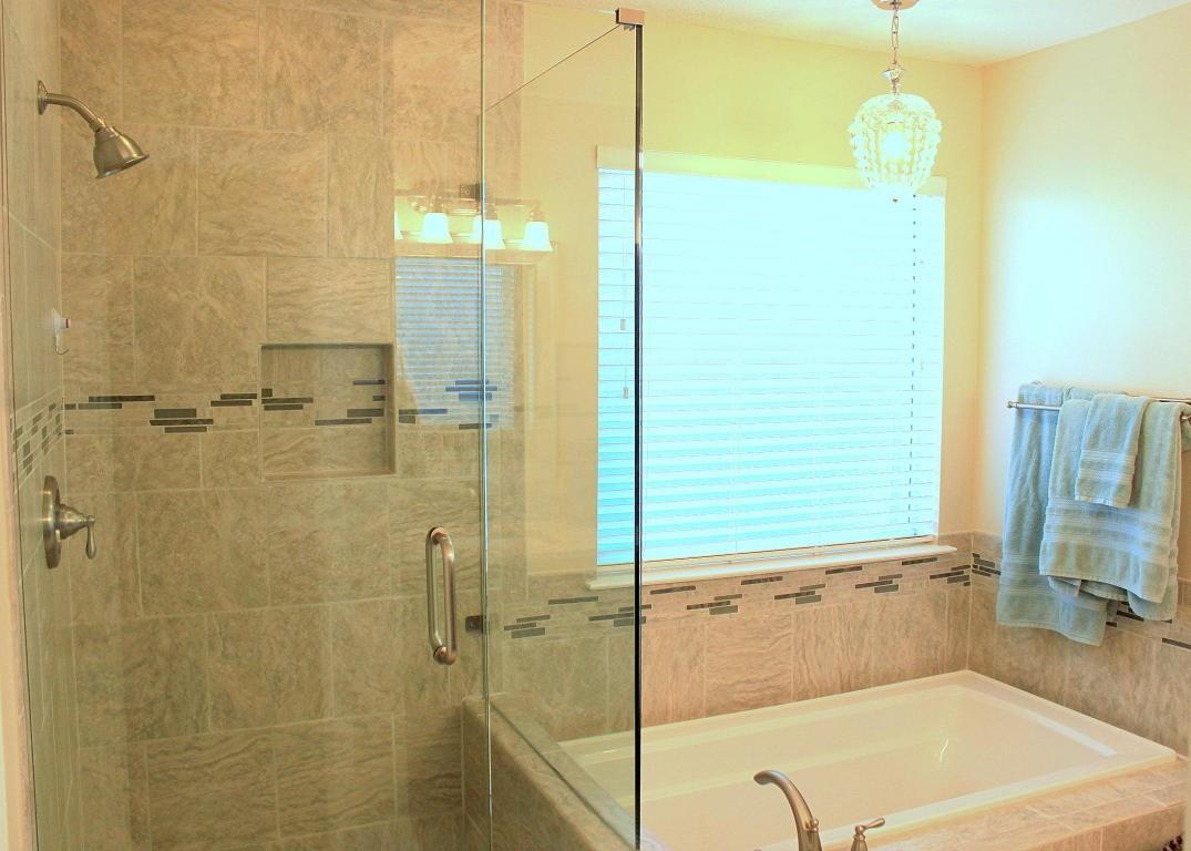 RIDGE WOOD MANOR - Residential Lease