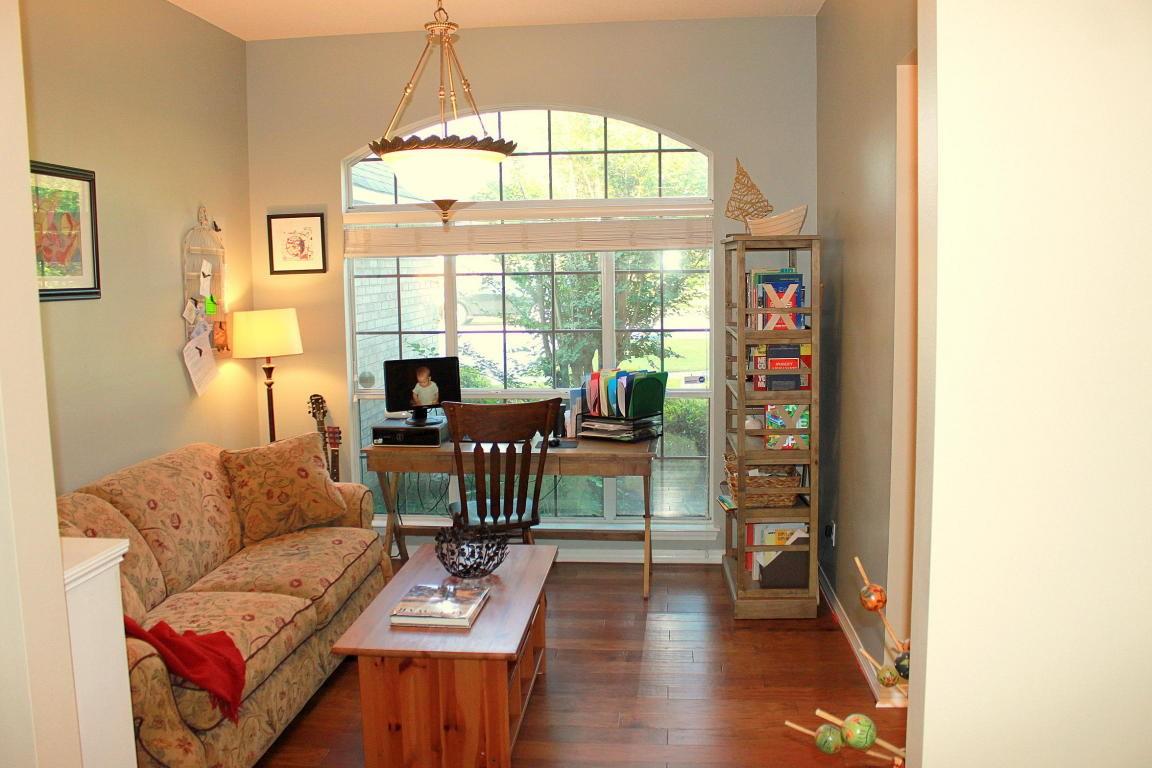 RIDGE WOOD MANOR - Residential Lease