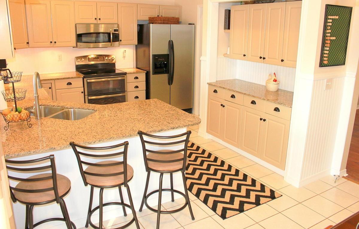 RIDGE WOOD MANOR - Residential Lease