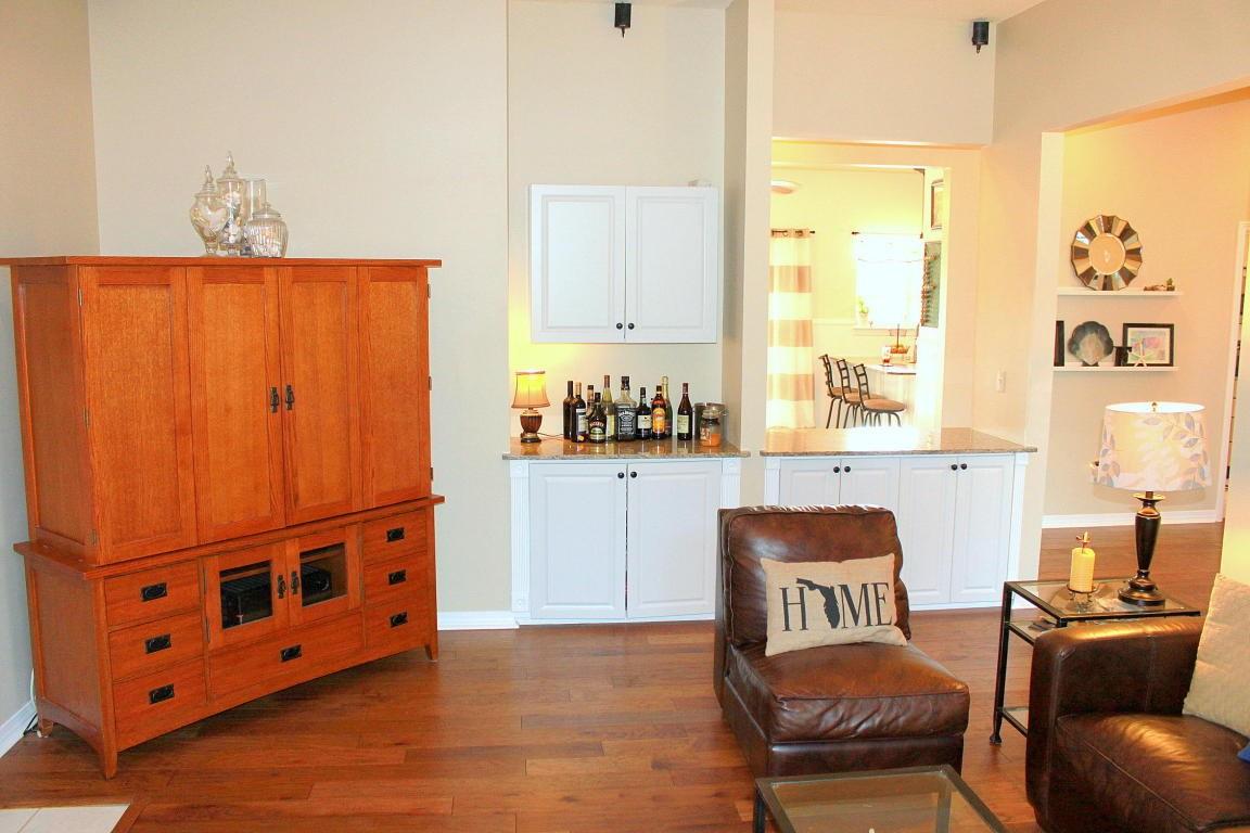 RIDGE WOOD MANOR - Residential Lease