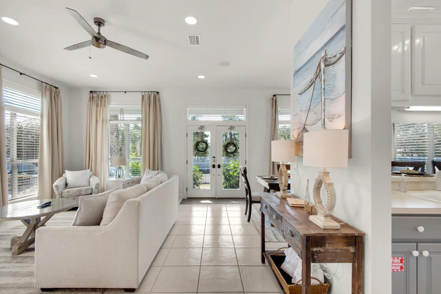 MARAVILLA COTTAGES - Residential