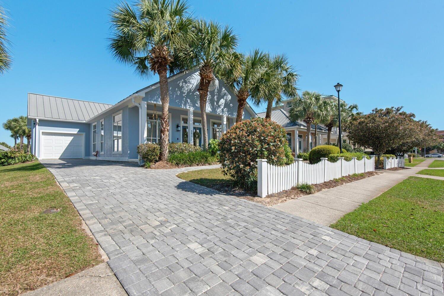 MARAVILLA COTTAGES - Residential
