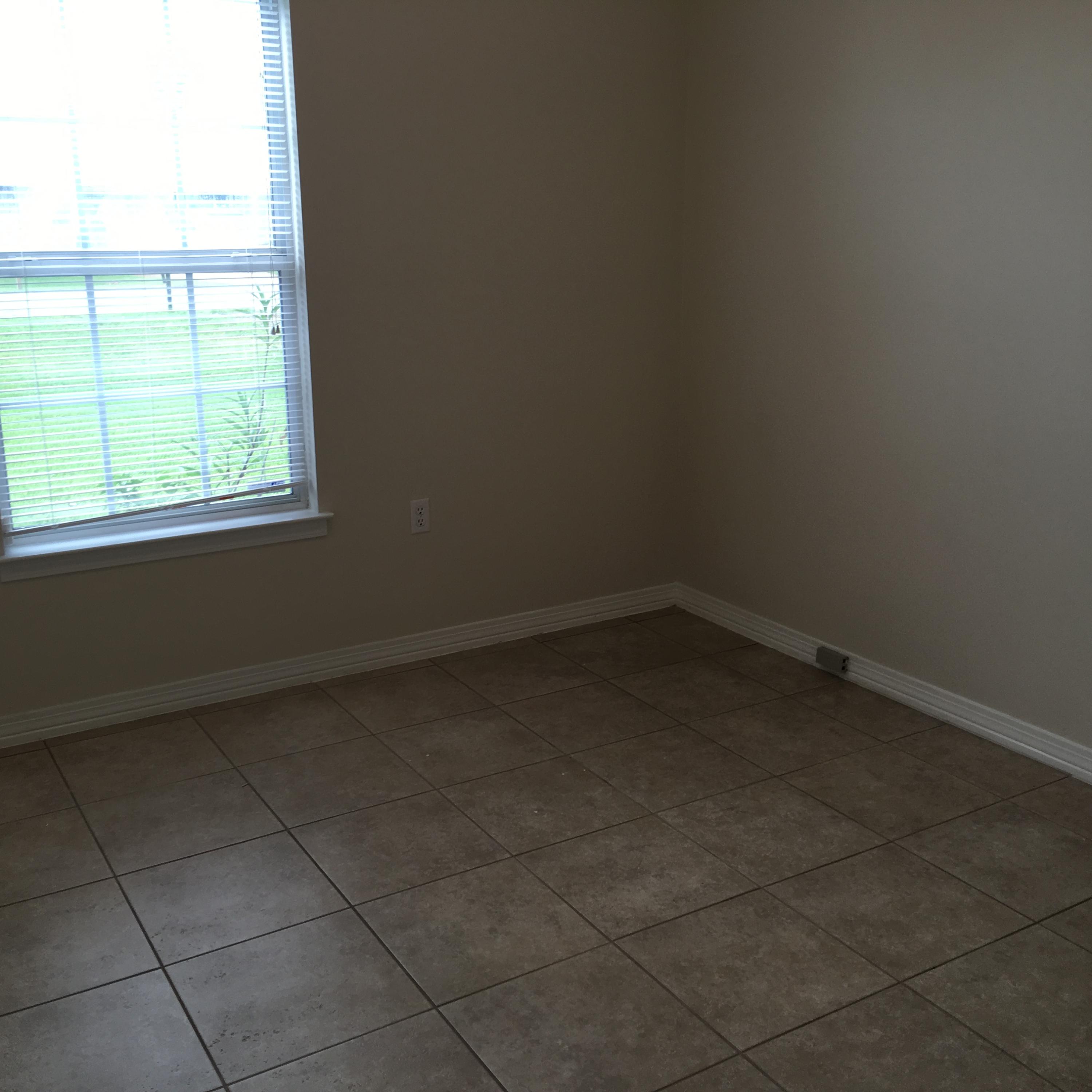 SUNRISE VILLAGE S/D - Residential Lease