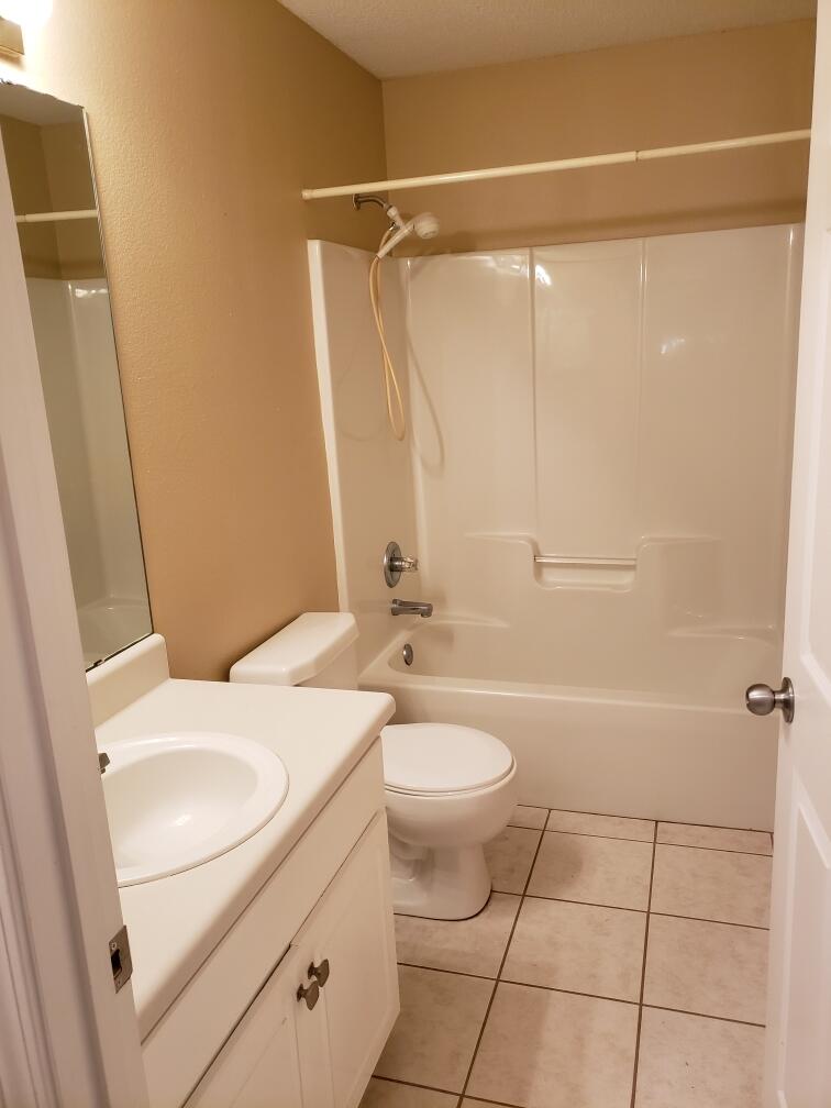 WATERFORD ESTATES S/D - Residential Lease