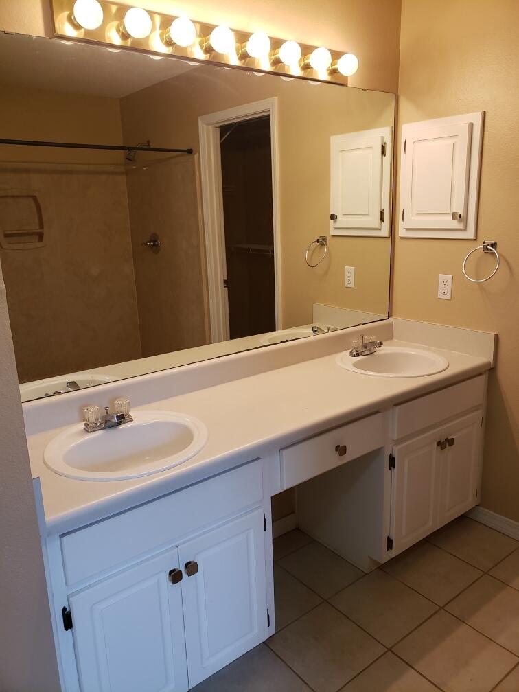 WATERFORD ESTATES S/D - Residential Lease