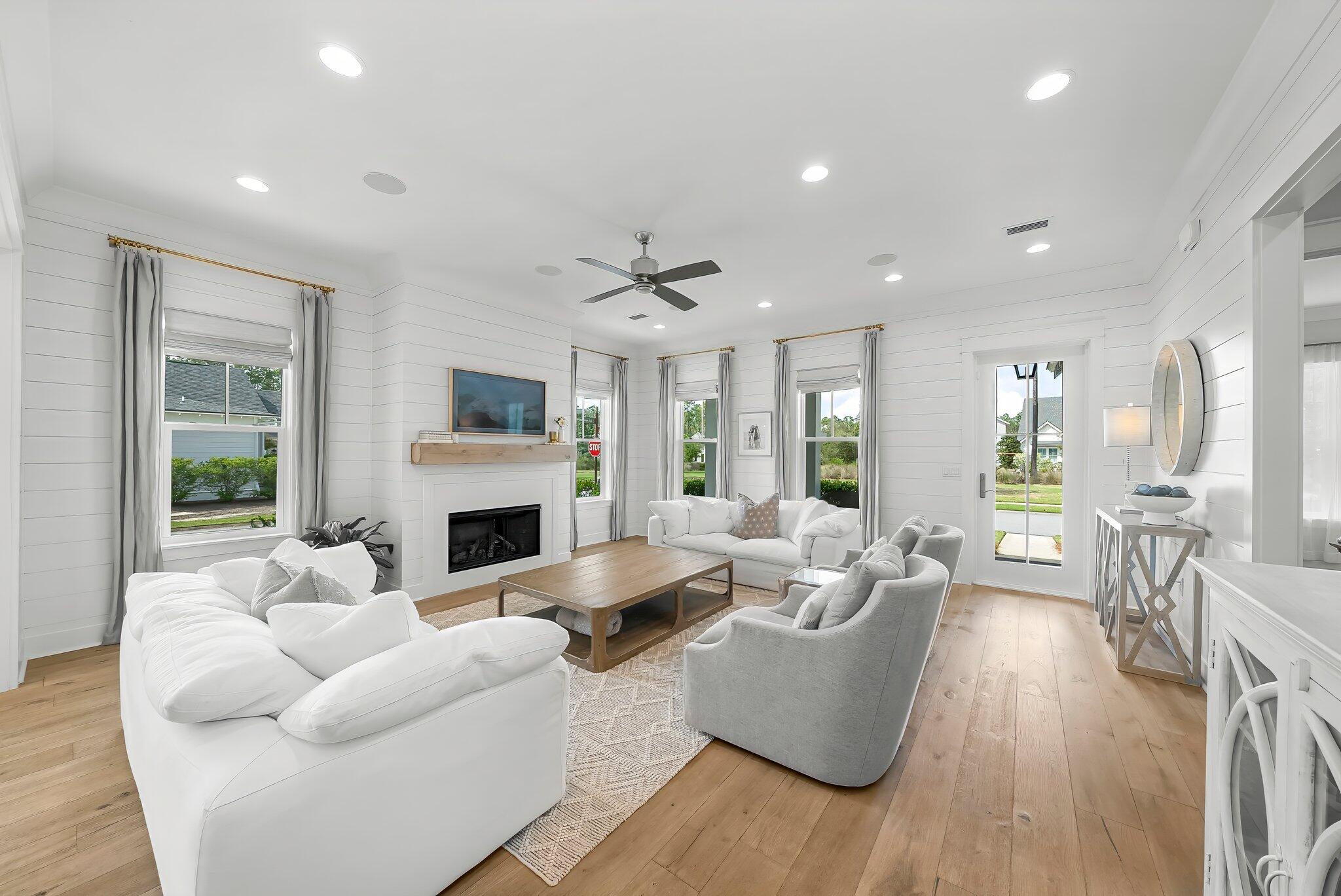 WATERSOUND ORIGINS - Residential