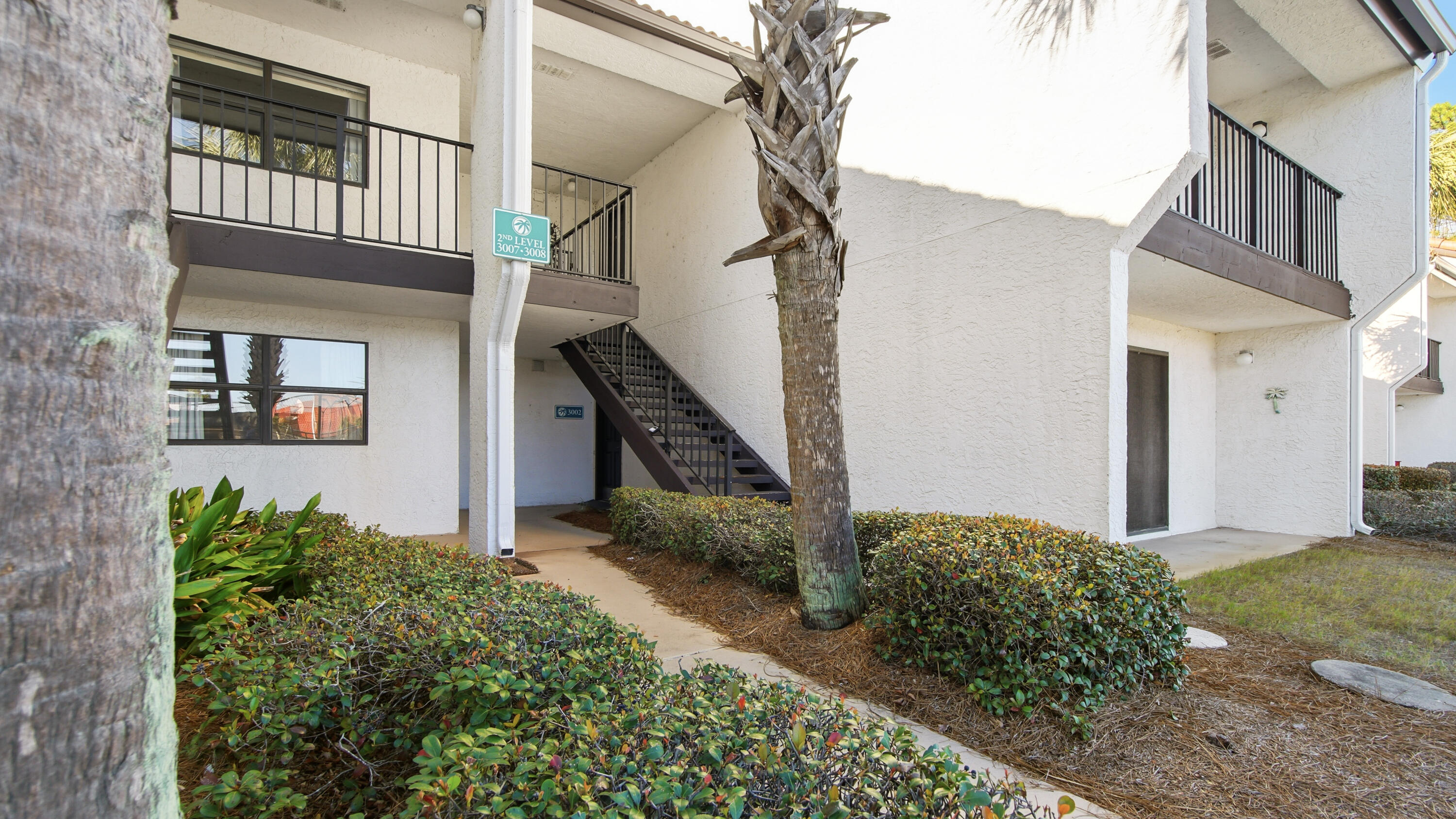 EDGEWATER GOLF VILLAS 2A CONDO - Residential