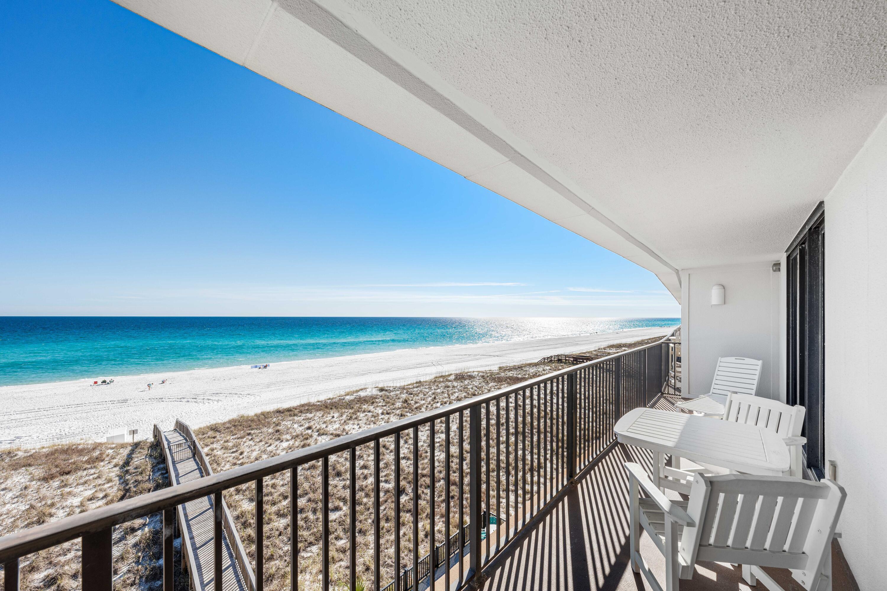 EMERALD SURF CONDO - Residential