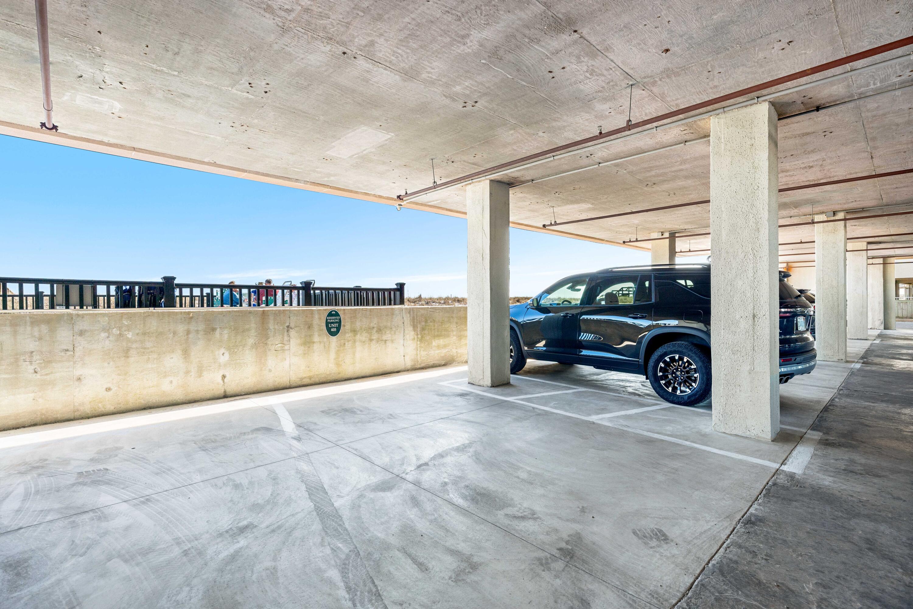 EMERALD SURF CONDO - Residential